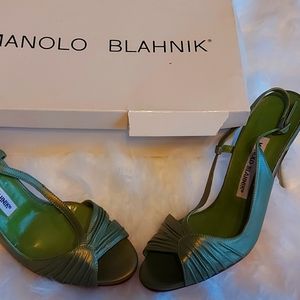 Manolo Blahnik, 38 1/2